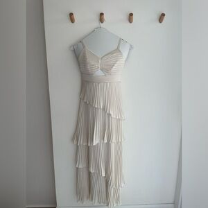 A&F Giselle Pleated Tiered Maxi Dress